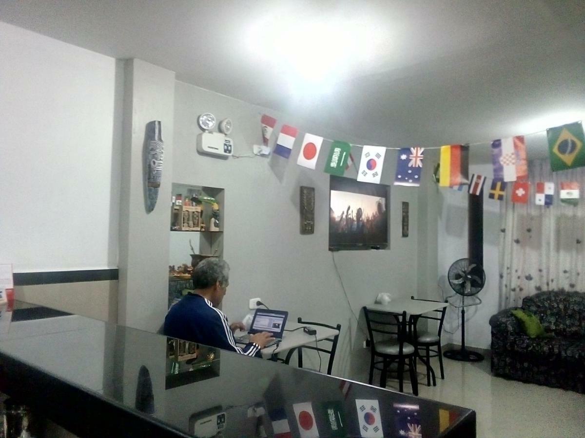 Sunset Hostel Airport Lima Exteriör bild